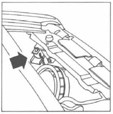 Volvo 440 - 460 - 480 RTA. Dépose du bloc de clignotant sur certaines versions pour remplacement de la lampe