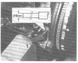 Volvo 440 - 460 - 480 RTA. Blocage du vilebrequin au pmh