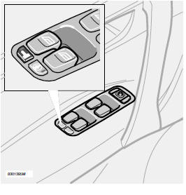 A l'aide du commutateur du panneau de porte,